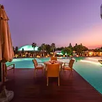 Üdülőközpont Cornelia Diamond Golf &