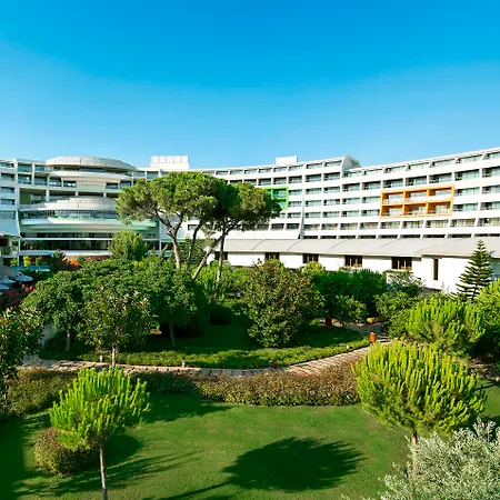 Semesteranläggning (resort) Cornelia Diamond Golf & 5*