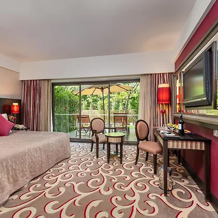 Cornelia Diamond Golf & Complex