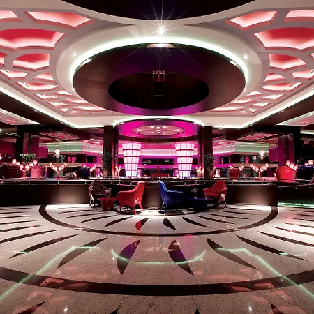 Üdülőközpont Cornelia Diamond Golf & 5*