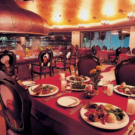 Cornelia Diamond Golf & Complex