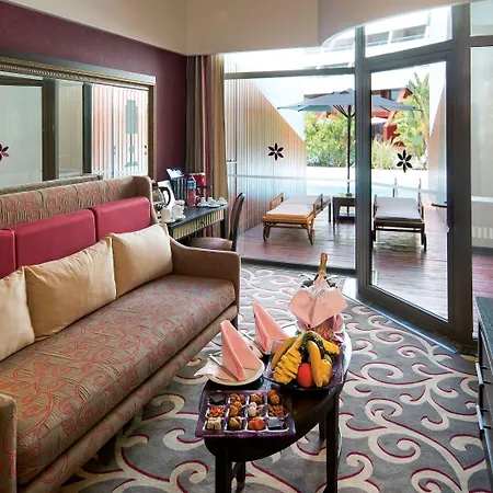 Üdülőközpont Cornelia Diamond Golf &