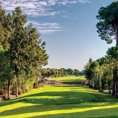 Üdülőközpont Cornelia Diamond Golf & 5*