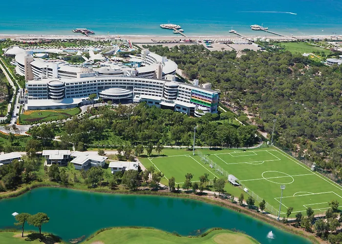 리조트 Cornelia Diamond Golf & 5*