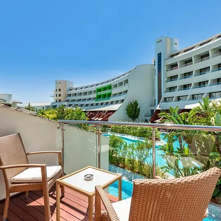 Θέρετρο Cornelia Diamond Golf & Μπέλεκ