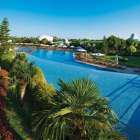 Cornelia Diamond Golf & 5*